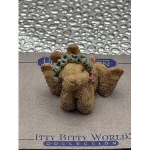 VTG Itty‎ Bitty World Collection Bunny Rabbit Figurine United Design 1986